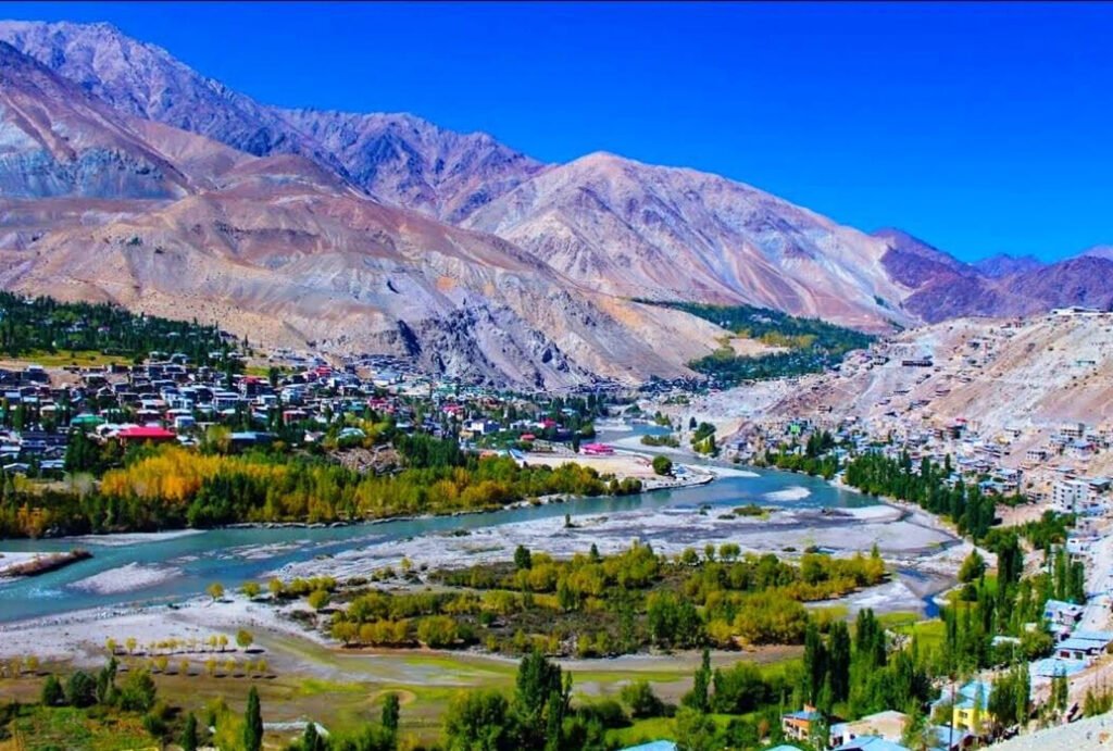 Embracive Kashmir With Ladakh